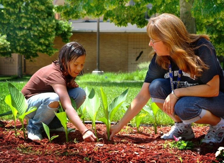 Erstklassige Schulbildung für eine Erfolg versprechende Zukunft