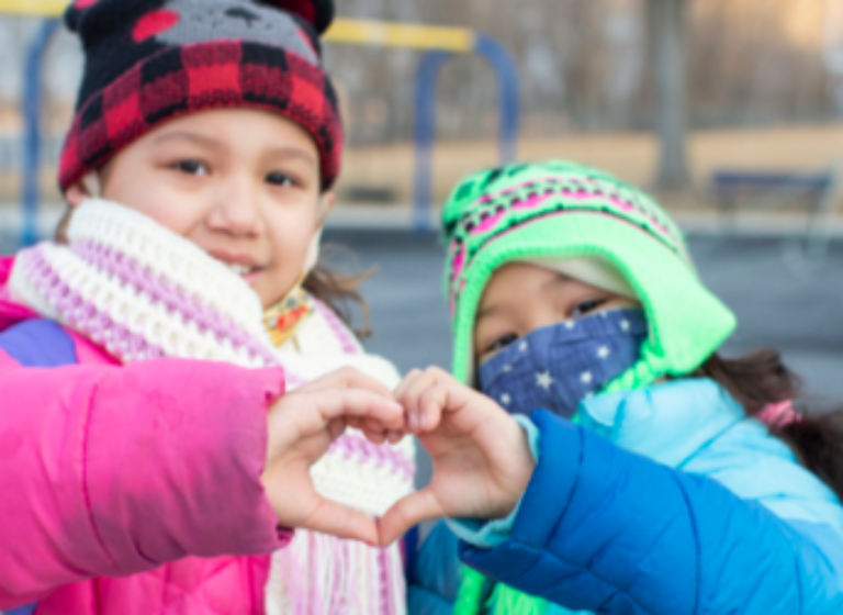 Feier der „Thiyóšpaye“-Nacht: Eine Familie, viele Herzen!